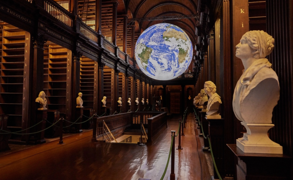 Trinity College &amp; The Book of Kells, Dublin, Ireland